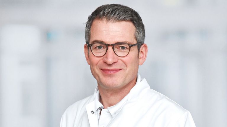Albertinen Krankenhaus - Dr. Matthias Janneck, Sektionsleiter Nephrologie im Albertinen Herz- und Gefäßzentrum als Experte bei NDR-Visite zum Thema Grippeimpfung